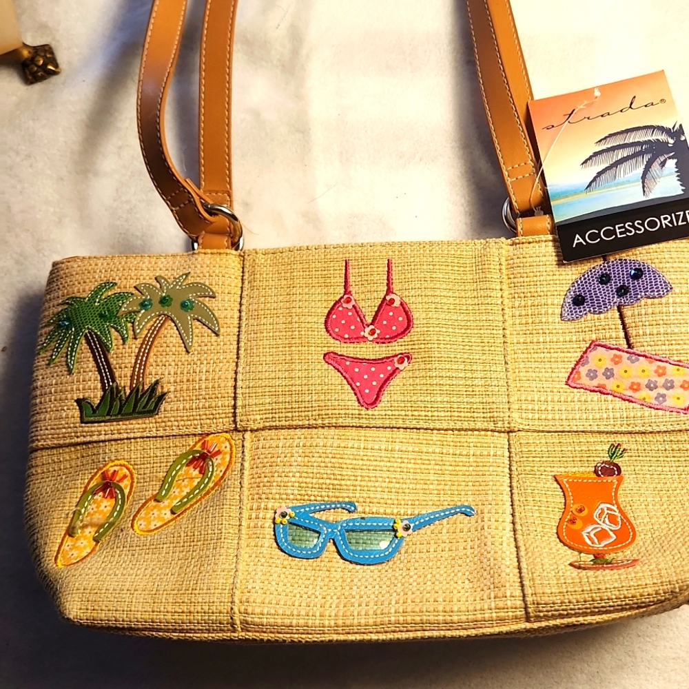 NWT beautifuk Strada beach themed purse detailed with cloth, sequins and beads